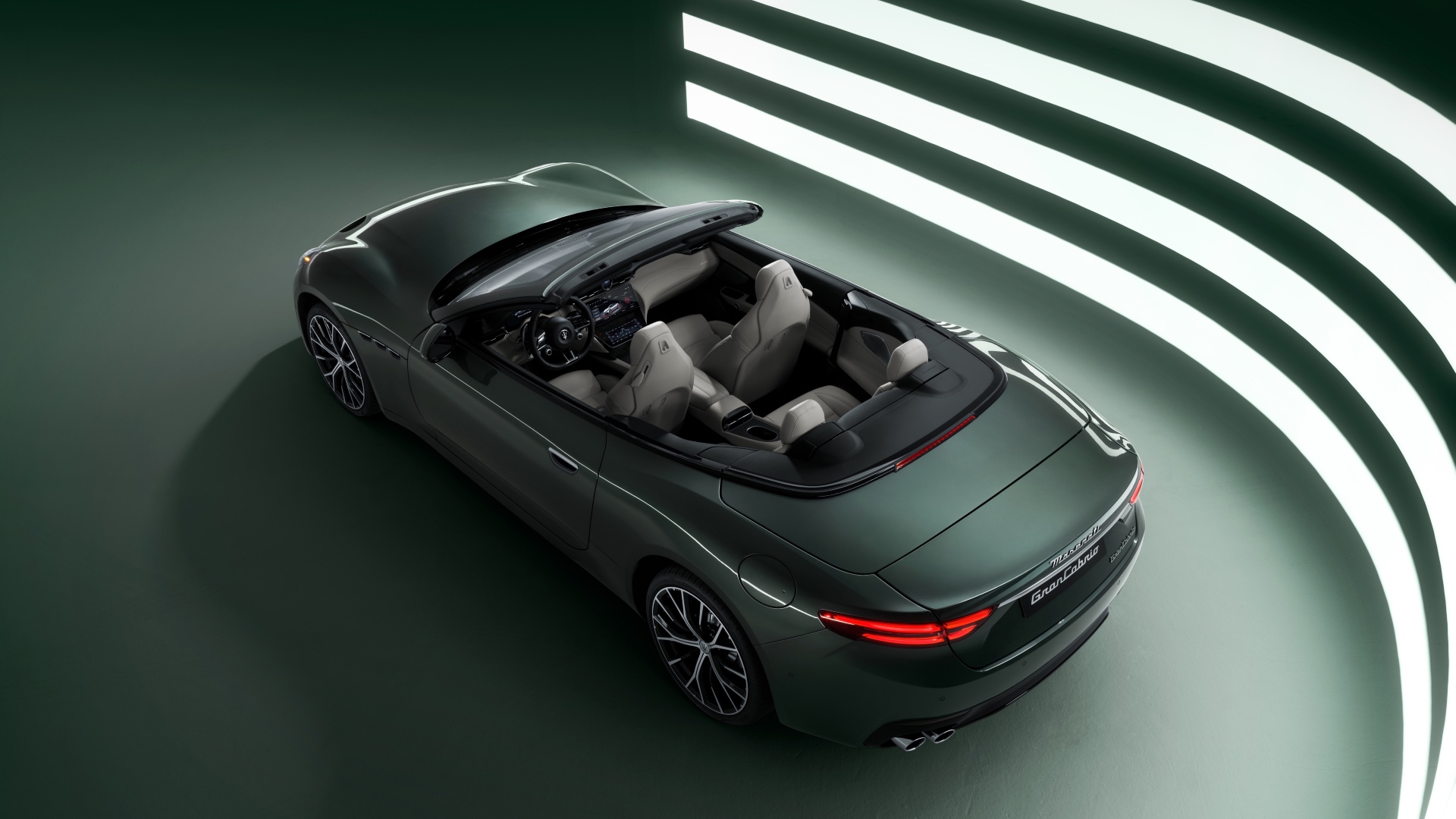 Original-25894-00-maserati-grancabrio-490-cv