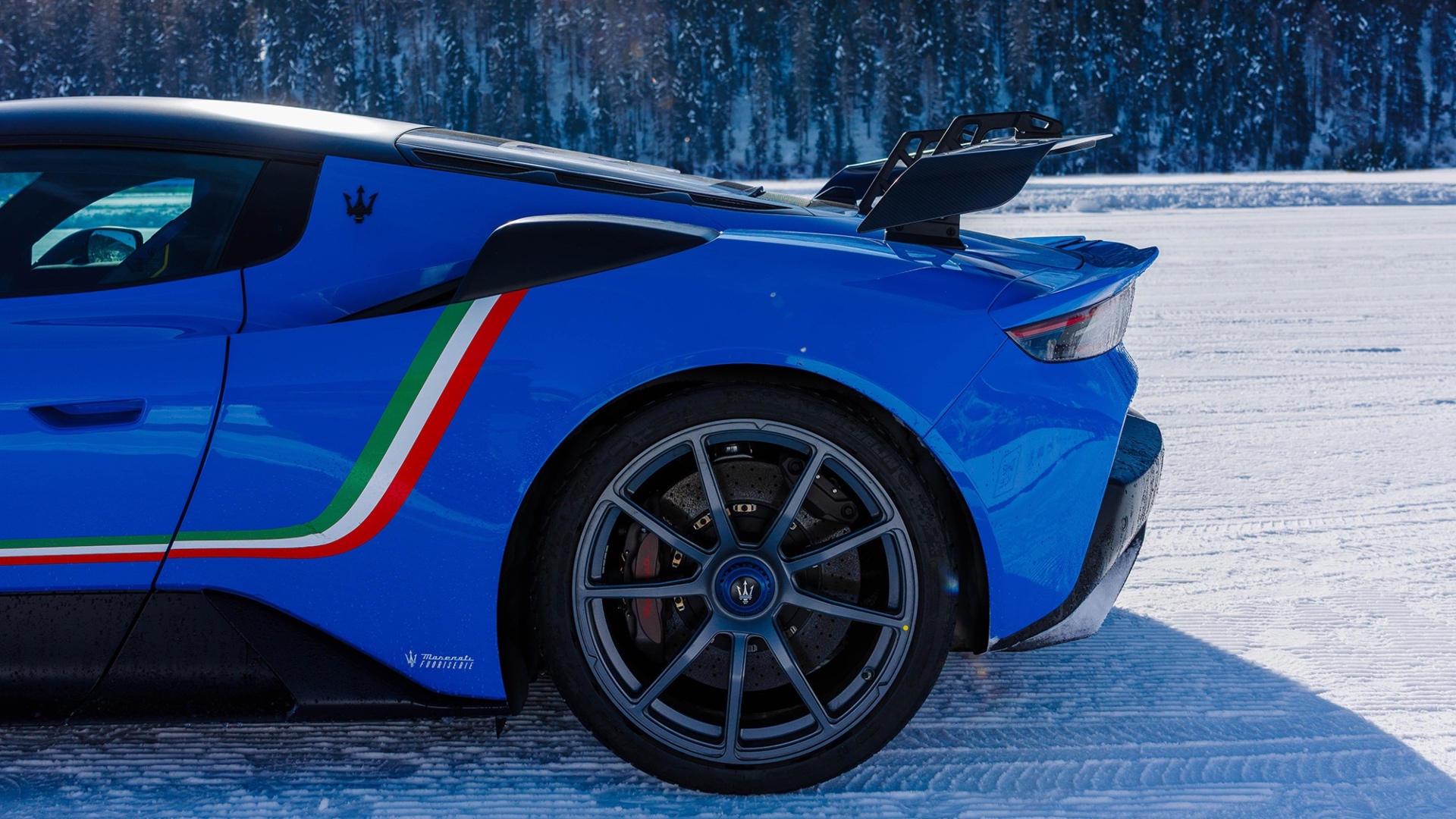 Original-25914-07-maserati-gt2-stradale-at-the-ice-st-moritz