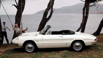An Alfa Romeo Spider "Duetto" 1966 is seen in this undated handout picture released to Reuters on May 23, 2012. Mazda Motor Corp and Fiat SpA will join forces to make new versions of their most famous sports cars, the MX-5 and the Alfa Romeo Spider, helping the two companies cut costs and possibly paving the way for a deeper alliance.  REUTERS/Fiat Press Office/Handout ( ITALY - Tags: TRANSPORT BUSINESS) FOR EDITORIAL USE ONLY. NOT FOR SALE FOR MARKETING OR ADVERTISING CAMPAIGNS. THIS IMAGE HAS BEEN SUPPLIED BY A THIRD PARTY. IT IS DISTRIBUTED, EXACTLY AS RECEIVED BY REUTERS, AS A SERVICE TO CLIENTS An Alfa Romeo Spider "Duetto" 1966 is seen in this undated handout picture released to Reuters on May 23, 2012. Mazda Motor Corp and Fiat SpA will join forces to make new versions of their most famous sports cars, the MX-5 and the Alfa Romeo Spider, helping the two companies cut costs and possibly paving the way for a deeper alliance.  REUTERS/Fiat Press Office/Handout ( ITALY - Tags: TRANSPORT BUSINESS) FOR EDITORIAL USE ONLY. NOT FOR SALE FOR MARKETING OR ADVERTISING CAMPAIGNS. THIS IMAGE HAS BEEN SUPPLIED BY A THIRD PARTY. IT IS DISTRIBUTED, EXACTLY AS RECEIVED BY REUTERS, AS A SERVICE TO CLIENTS