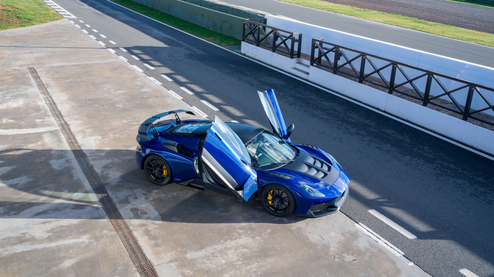 Maserati GT2 Stradale, la tecnica: meno peso più aerodinamica