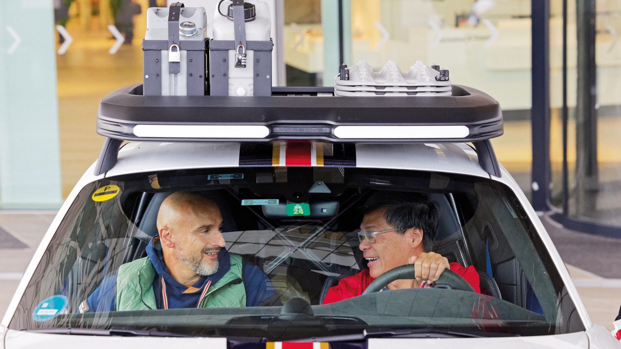 porsche-911-dakar-viaggio-viatnam-deserto-del-gobi-33000-chillometri-7