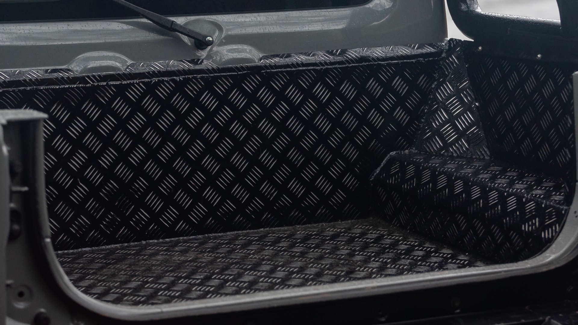 2019-Suzuki-Jimny-6x4-asta-2025-00008