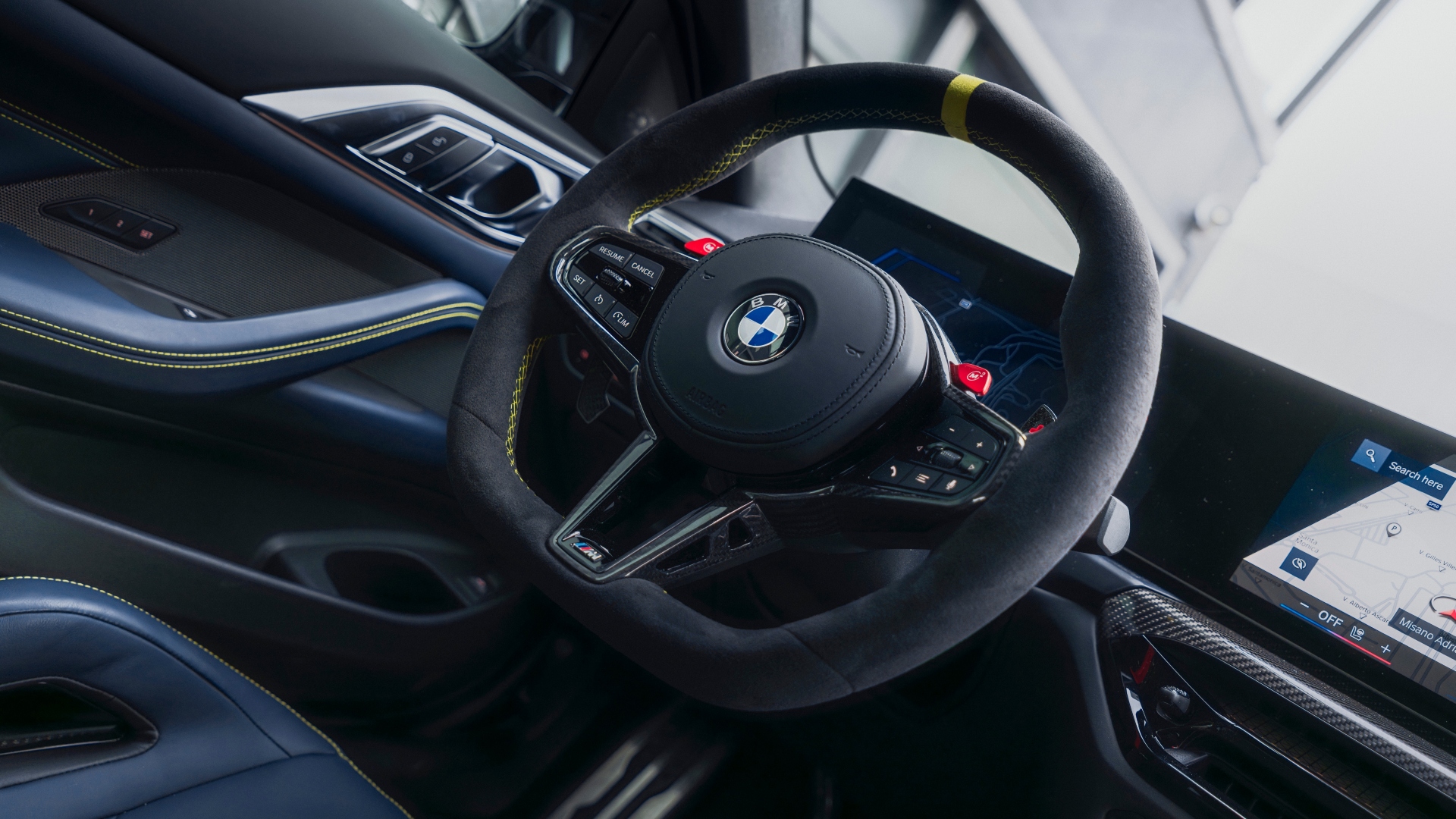 BMW-M4-CS-Edition-VR46-2025-6 BMW-M4-CS-Edition-VR46-2025-6