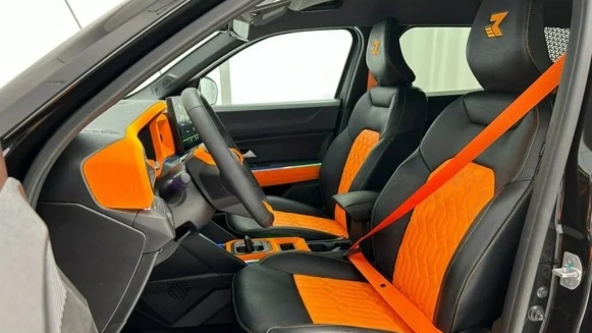 Dacia-Redust-Sport-Duster-Carpoint-2025-8 Dacia-Redust-Sport-Duster-Carpoint-2025-8