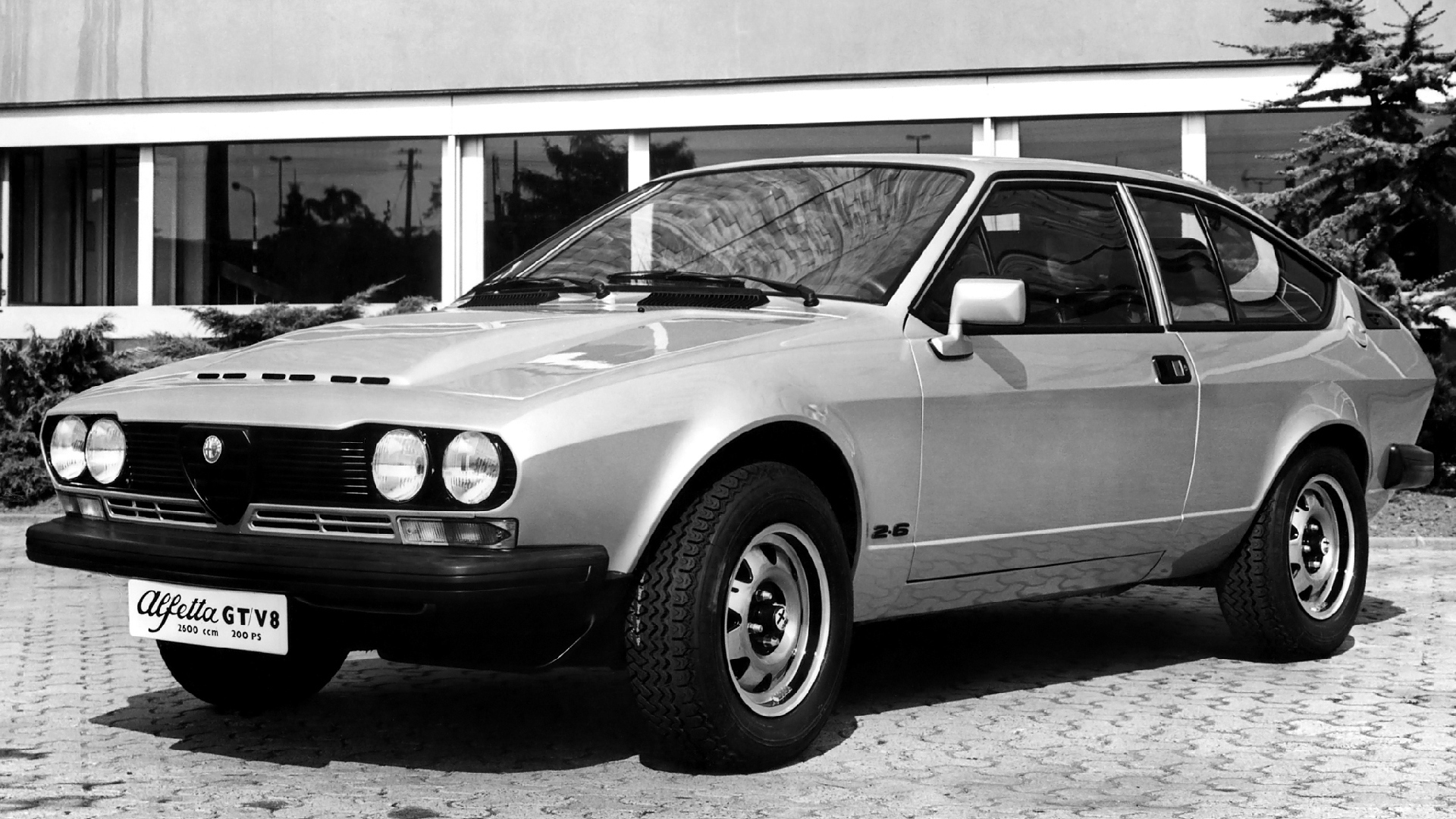 alfa-romeo-alfetta-gt-v8-2.0-1 alfa-romeo-alfetta-gt-v8-2.0-1