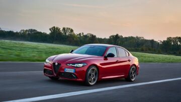 alfa-romeo-giulia-stelvio-benzina-stop-vendite-2025-3 alfa-romeo-giulia-stelvio-benzina-stop-vendite-2025-3
