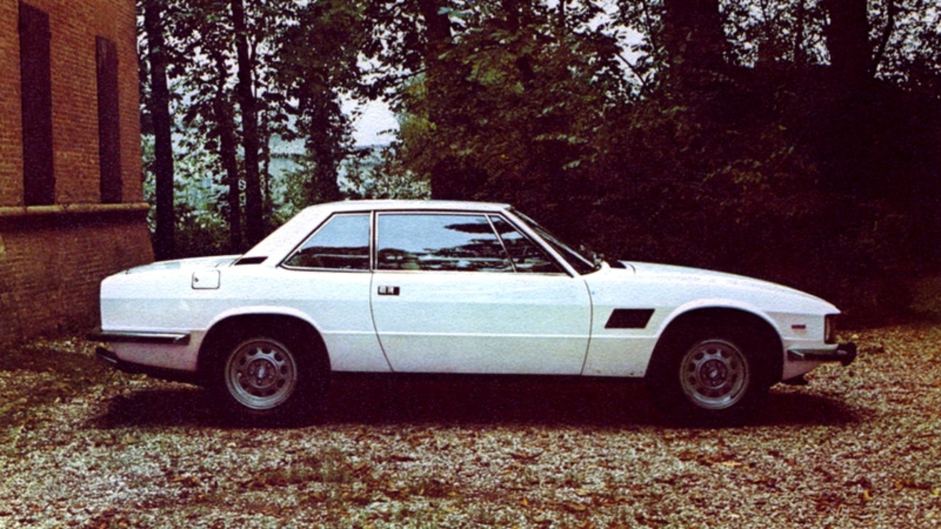 de_tomaso_longchamp_1 de_tomaso_longchamp_1