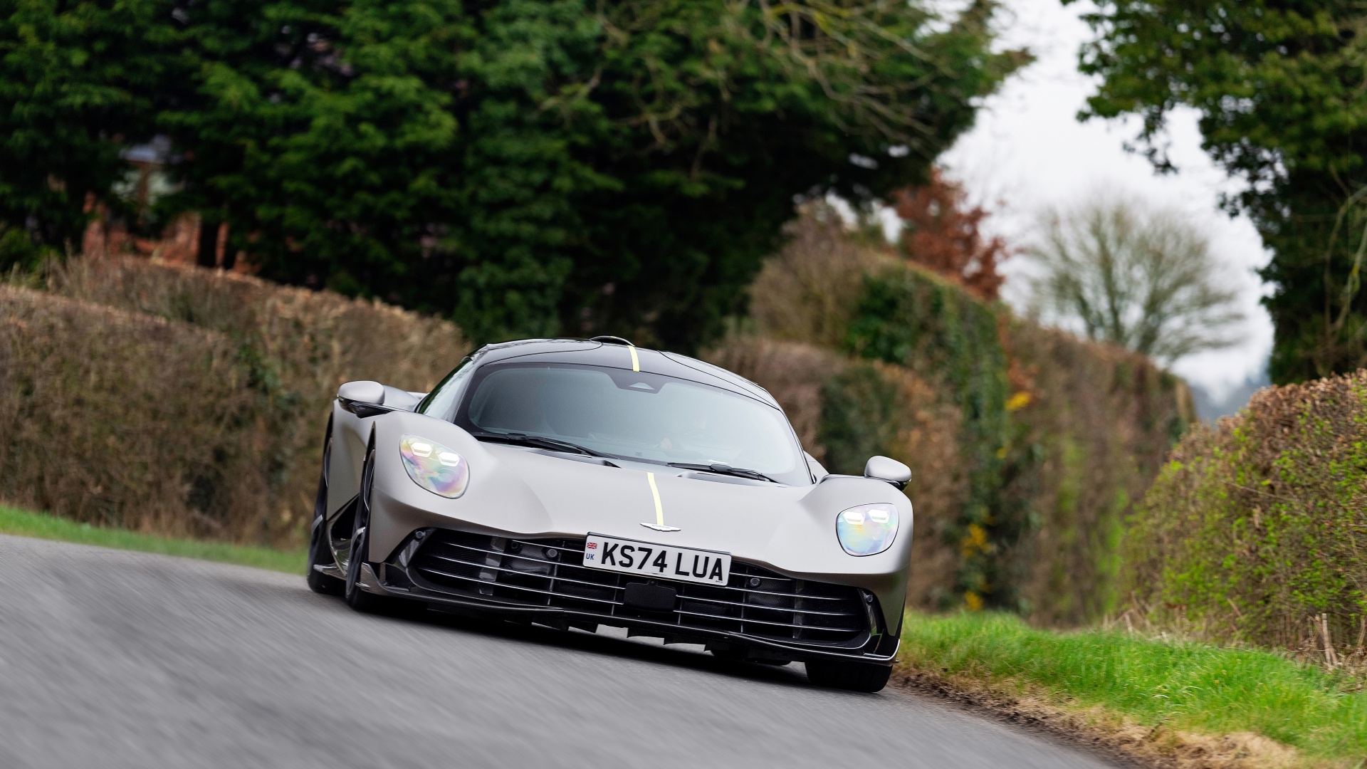 Aston Martin Valhalla_03 Aston Martin Valhalla_03