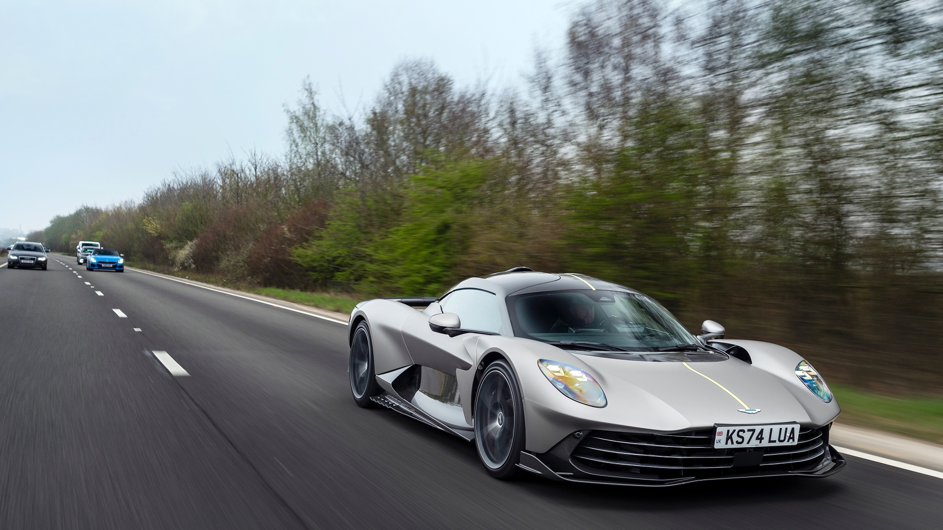 Aston Martin Valhalla_04 Aston Martin Valhalla_04