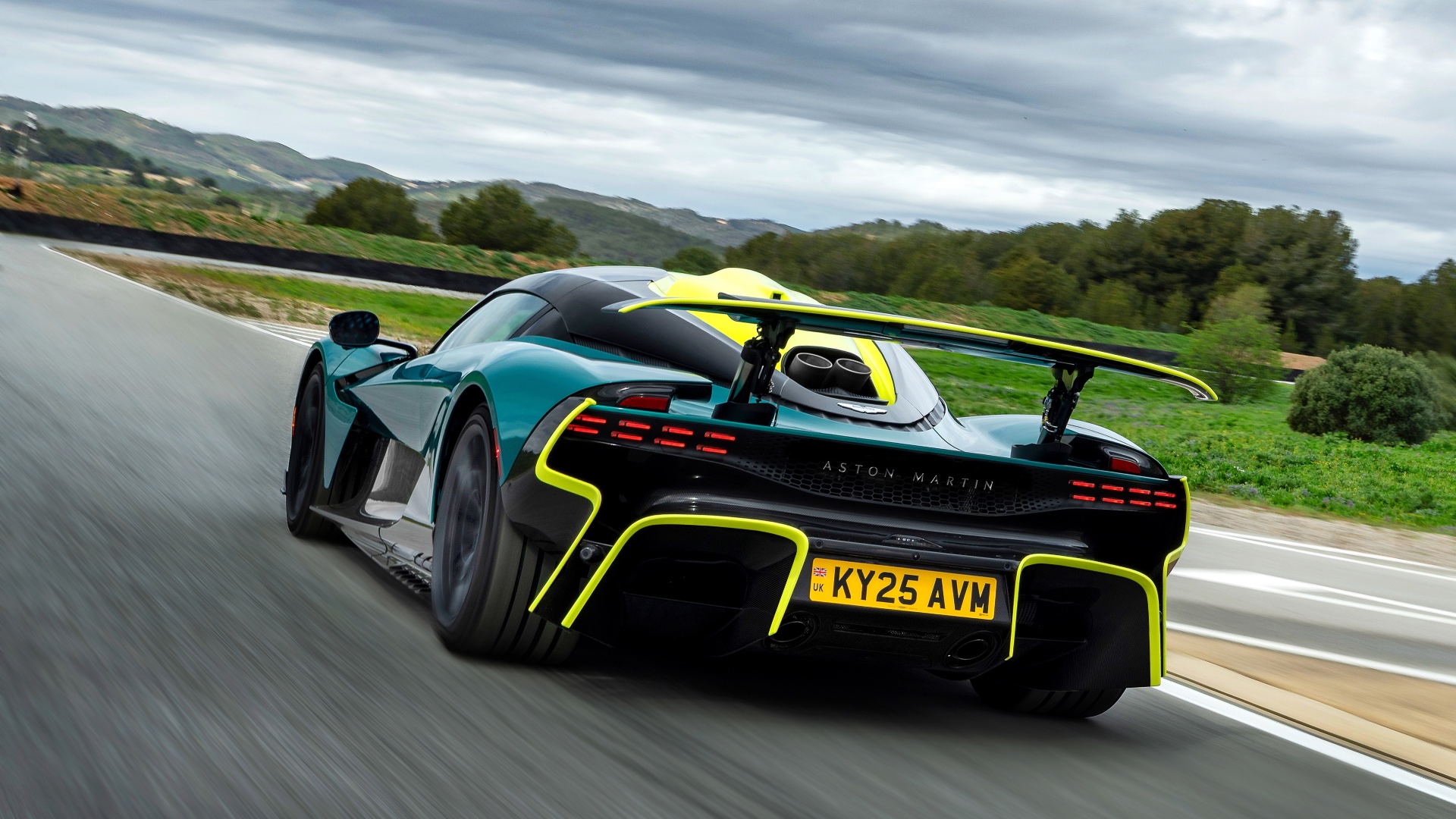 Aston Martin Valhalla_11 Aston Martin Valhalla_11