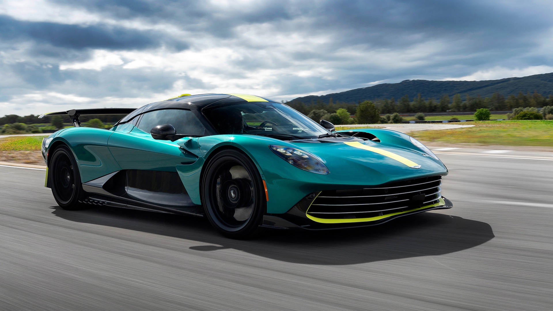 Aston Martin Valhalla_12 Aston Martin Valhalla_12