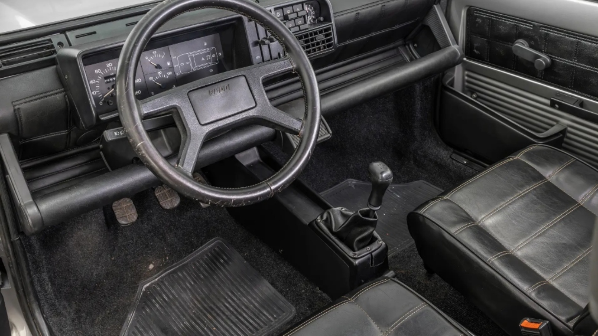 Auto-ex-Gianni-Agnelli-asta-2025-rm-sothebys-lancia-thema-fiat-panda-130-familiare-4x4-station-wagon-avvocato-14 Auto-ex-Gianni-Agnelli-asta-2025-rm-sothebys-lancia-thema-fiat-panda-130-familiare-4x4-station-wagon-avvocato-14