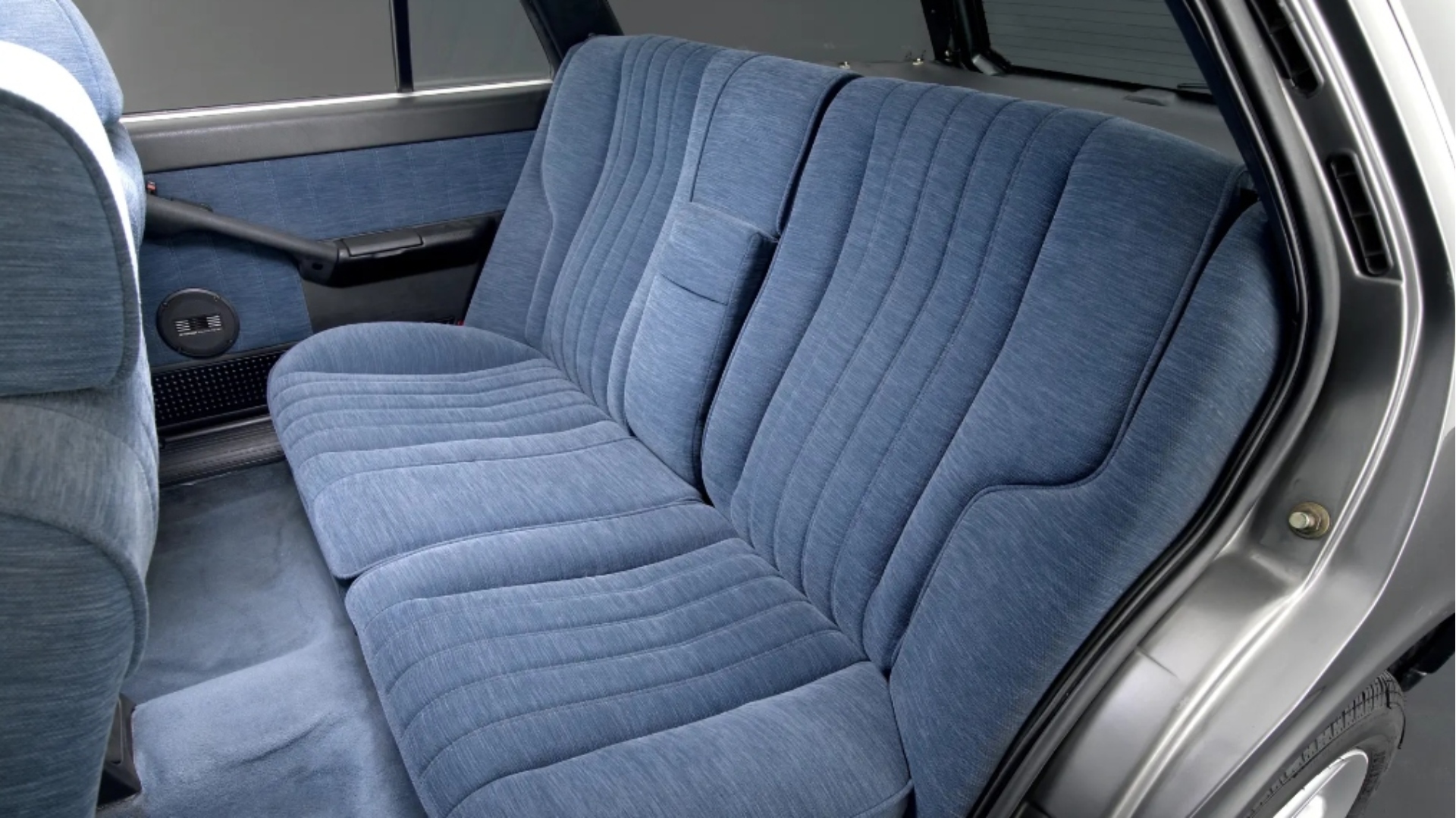 Auto-ex-Gianni-Agnelli-asta-2025-rm-sothebys-lancia-thema-fiat-panda-130-familiare-4x4-station-wagon-avvocato-9 Auto-ex-Gianni-Agnelli-asta-2025-rm-sothebys-lancia-thema-fiat-panda-130-familiare-4x4-station-wagon-avvocato-9