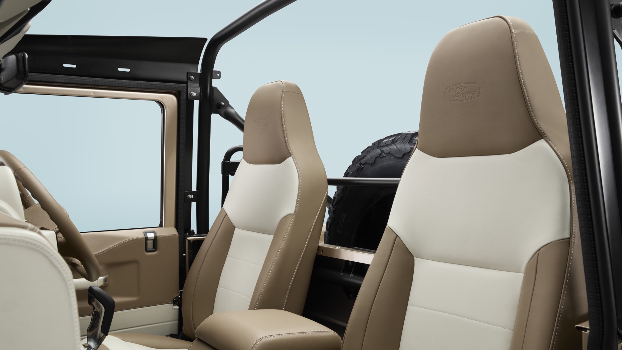 DEFENDER-V8-SOFT-TOP-2025-LAND-ROVER-7 DEFENDER-V8-SOFT-TOP-2025-LAND-ROVER-7