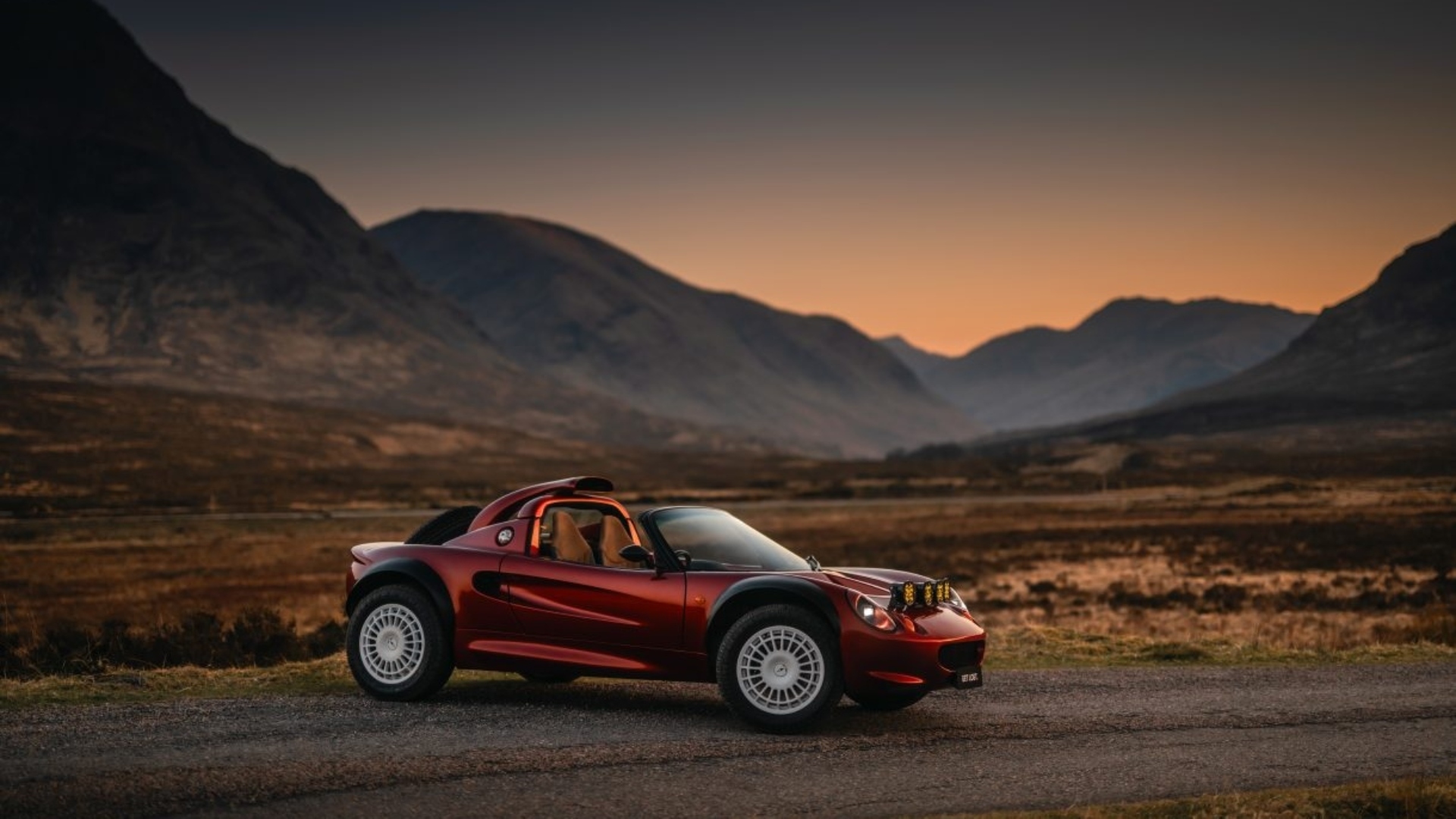 Lotus-Elise-S1-Get-Lost-Project-Safari-2025-restomod-3 Lotus-Elise-S1-Get-Lost-Project-Safari-2025-restomod-3