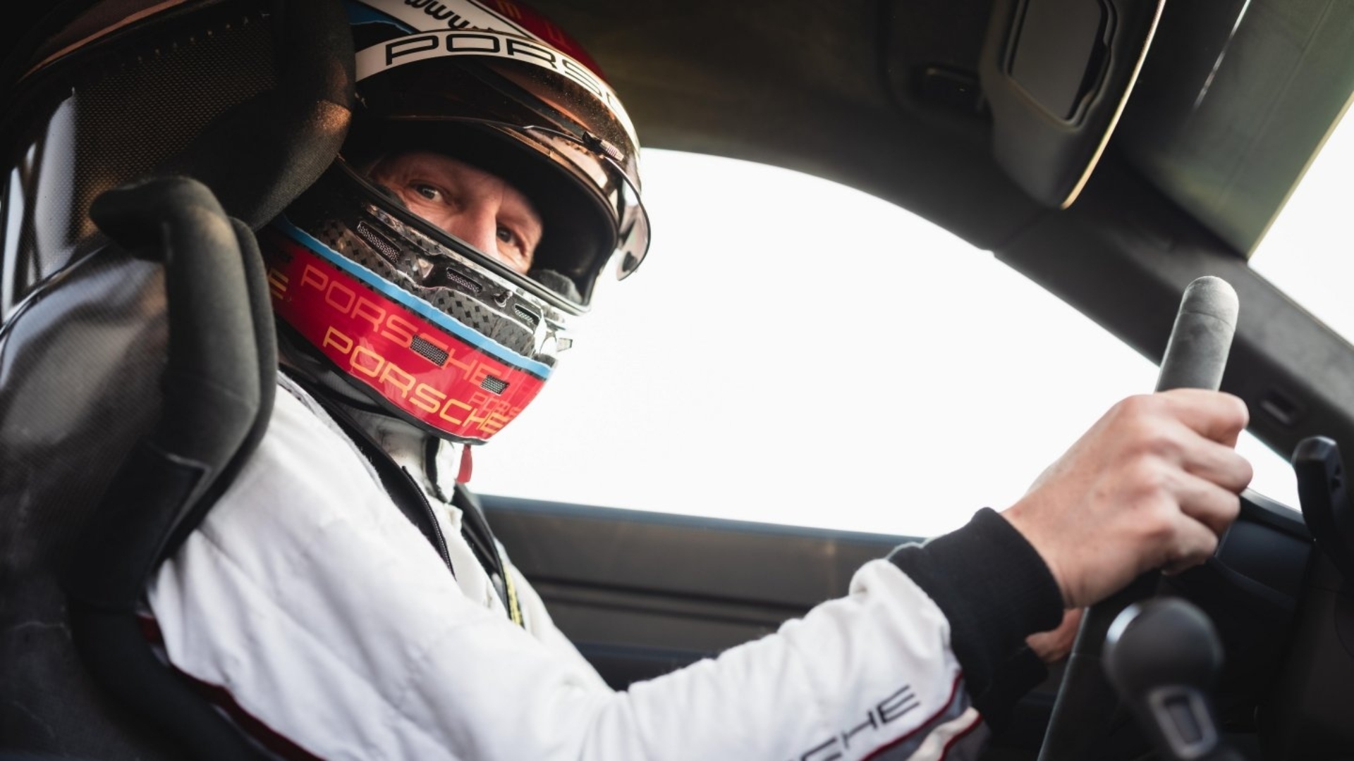 Porsche-911-GT3-manuale-cambio-record-nurburgring-2025-13 Porsche-911-GT3-manuale-cambio-record-nurburgring-2025-13