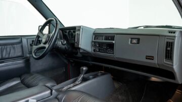 gmc-typhoon-1993-asta-2025-14 gmc-typhoon-1993-asta-2025-14