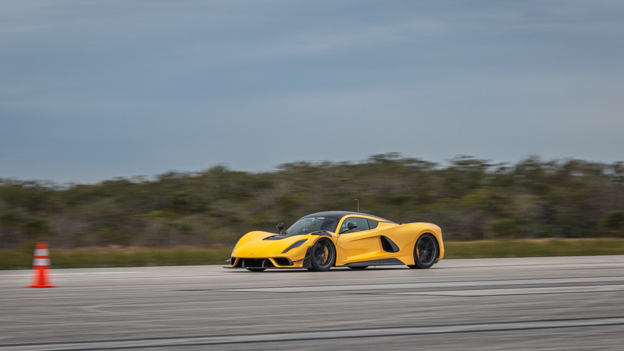 hennessey-venom-f5-2031-cv-v8-6