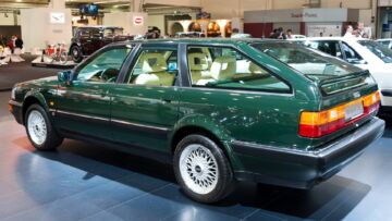 Audi V8 Avant, la wagon veloce (e unica) che non conoscevi Audi V8 Avant, la wagon veloce (e unica) che non conoscevi