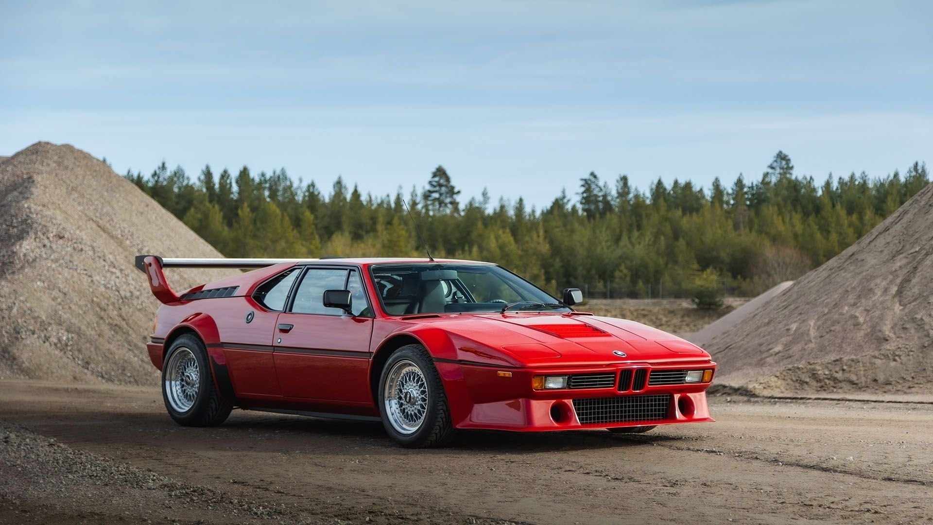 Prendi fiato: questa BMW M1 è davvero pazzesca!