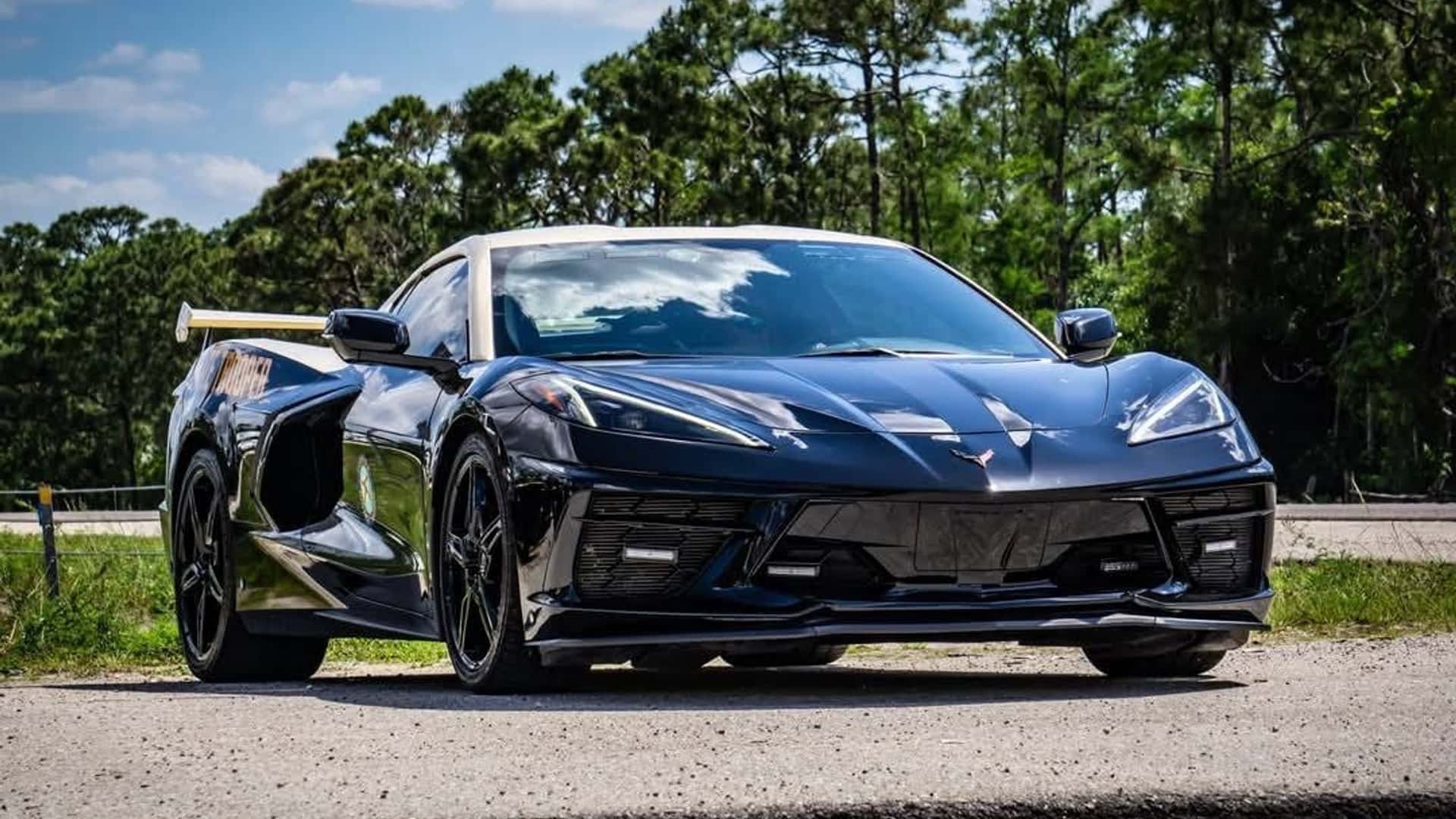 florida-highway-patrol-s-2023-chevrolet-corvette-c8-stingray (4) florida-highway-patrol-s-2023-chevrolet-corvette-c8-stingray (4)