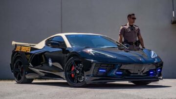 florida-highway-patrol-s-2023-chevrolet-corvette-c8-stingray (7) florida-highway-patrol-s-2023-chevrolet-corvette-c8-stingray (7)