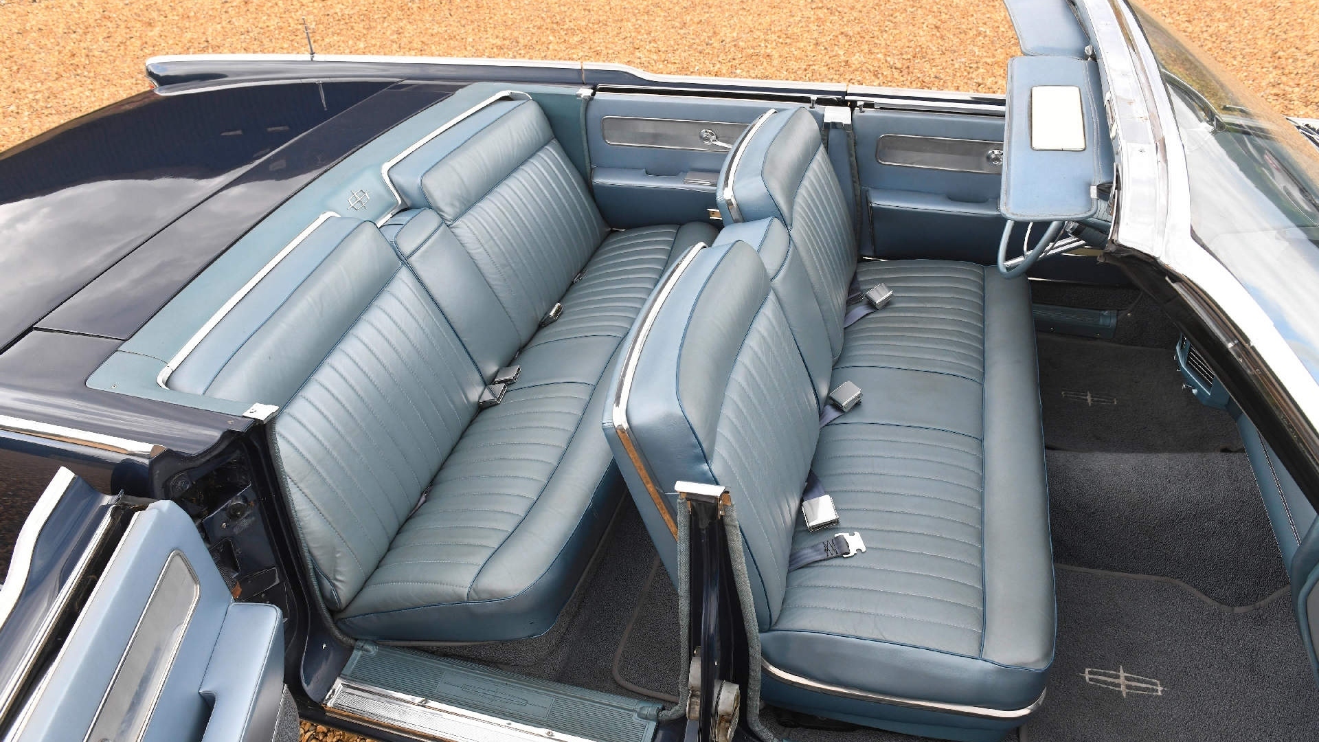 lincoln_continental_quarta_serie_veloce_16 lincoln_continental_quarta_serie_veloce_16