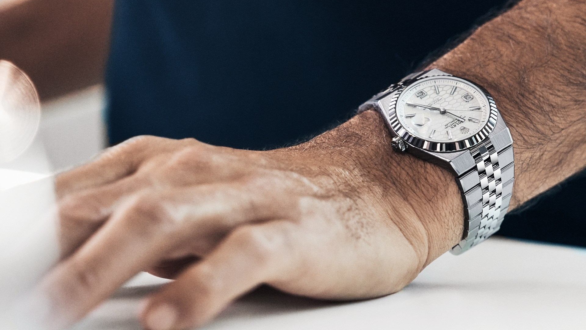 Un Rolex tutto nuovo è finalmente arrivato. Scopriamolo Un Rolex tutto nuovo è finalmente arrivato. Scopriamolo