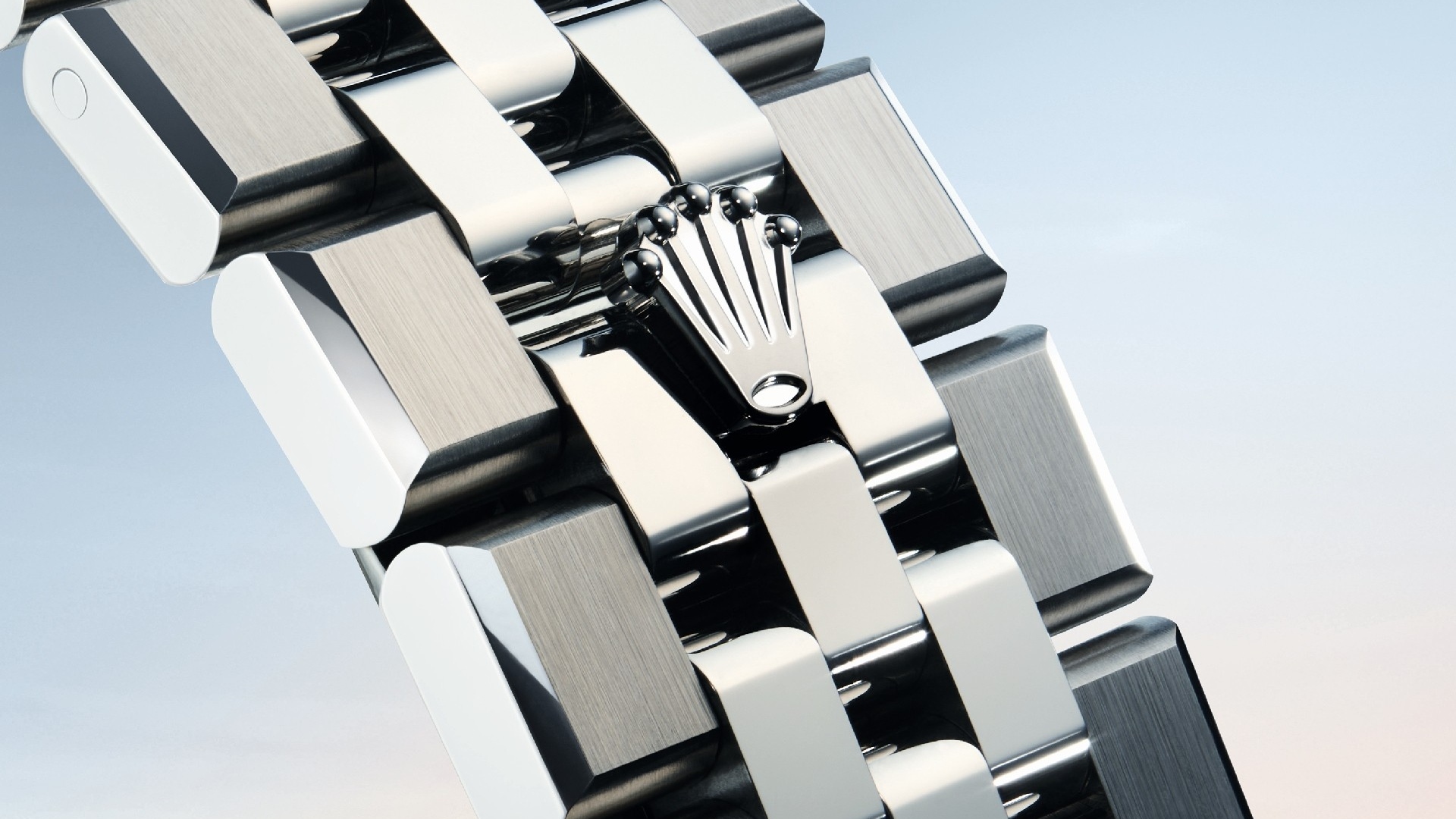 Crown clasp of the Land-Dweller 40 Crown clasp of the Land-Dweller 40