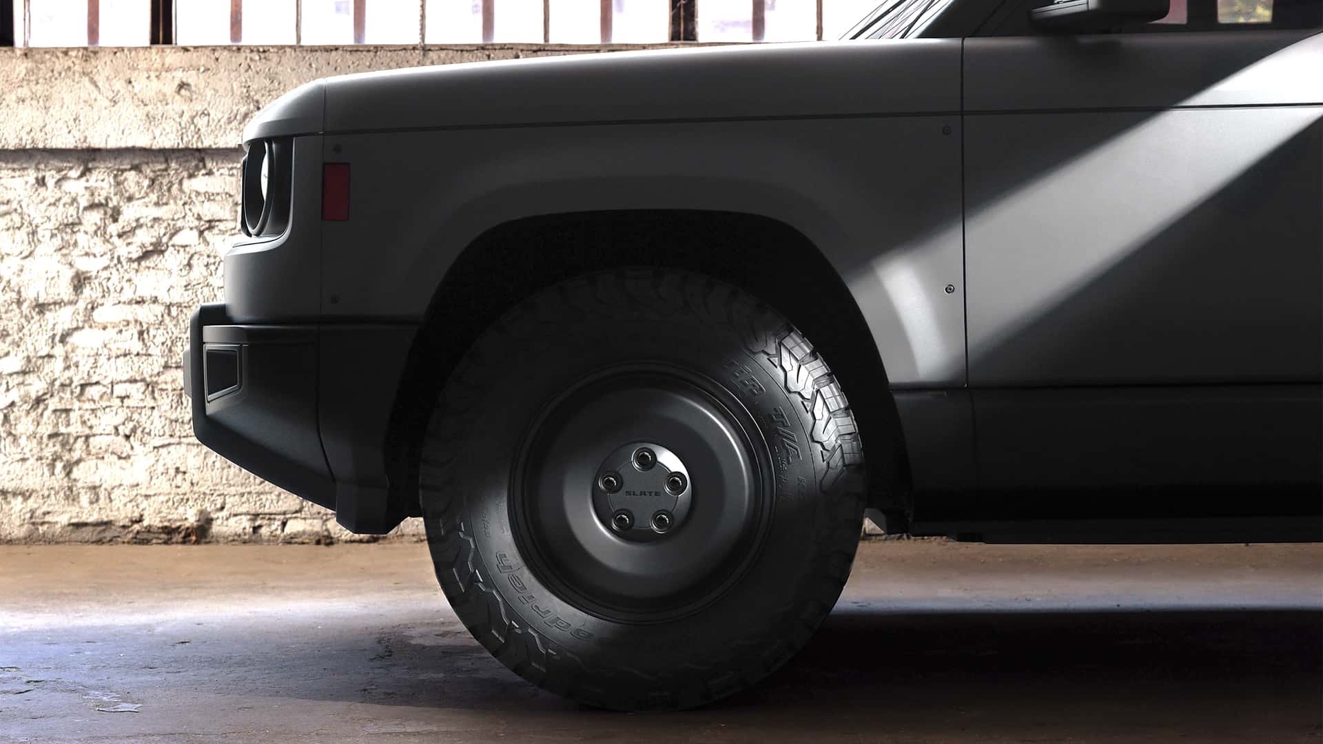 slate-truck---cutlight-detail-on-wheel-and-tire-exterior