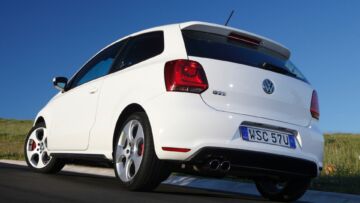 volkswagen_polo_gti_3-door_15 volkswagen_polo_gti_3-door_15
