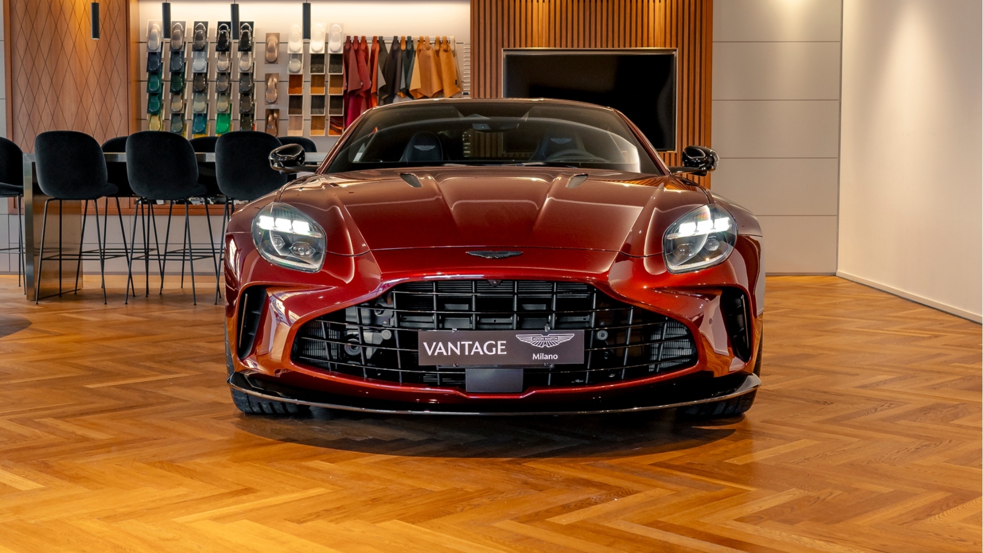 aston-martin-milano-timeless-usato-certificato-4 aston-martin-milano-timeless-usato-certificato-4