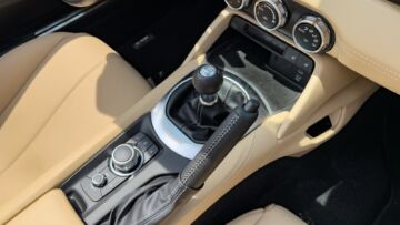 mazda-mx-5-kazari-2025-prova-su-strada-test-drive-4