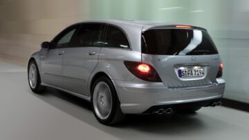 R 63 AMG: la MPV (col V8) più rara di una Gullwing R 63 AMG: la MPV (col V8) più rara di una Gullwing