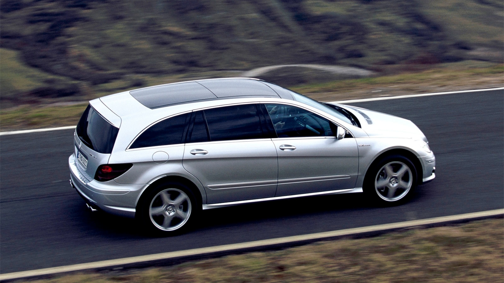 mercedes-benz_r_63_amg_10 mercedes-benz_r_63_amg_10