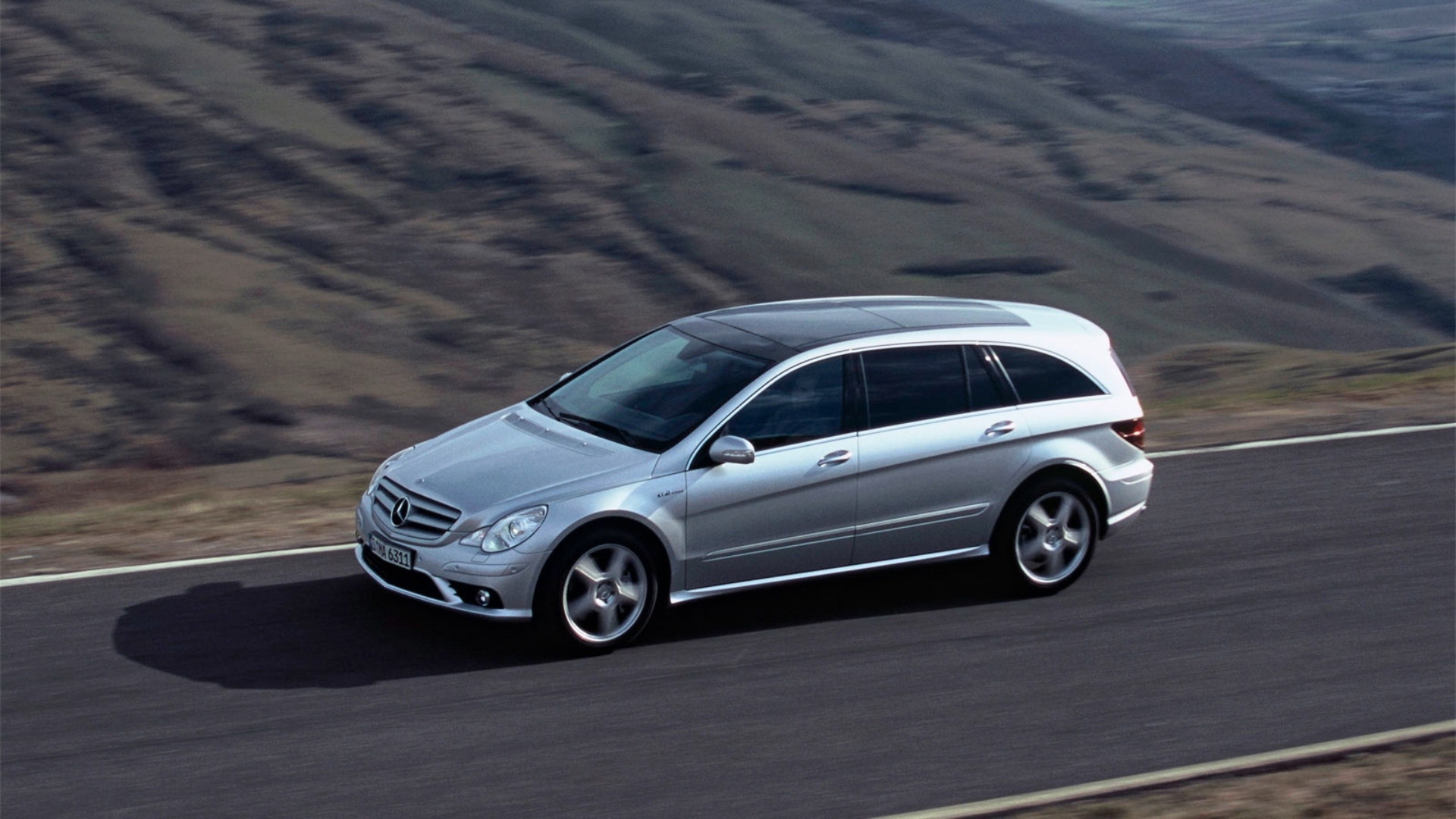 mercedes-benz_r_63_amg_8 mercedes-benz_r_63_amg_8