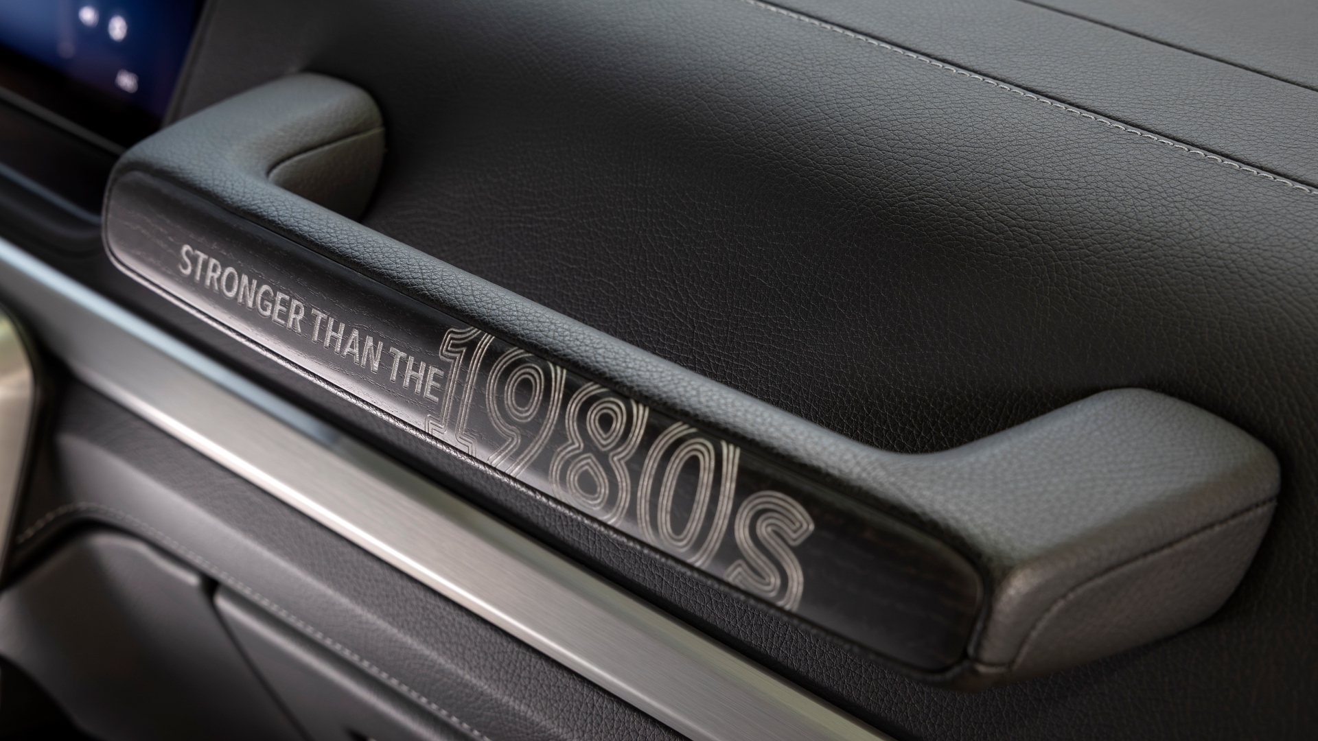 mercedes-classe-g-stronger-than-the-80s-limited-edition-10 mercedes-classe-g-stronger-than-the-80s-limited-edition-10