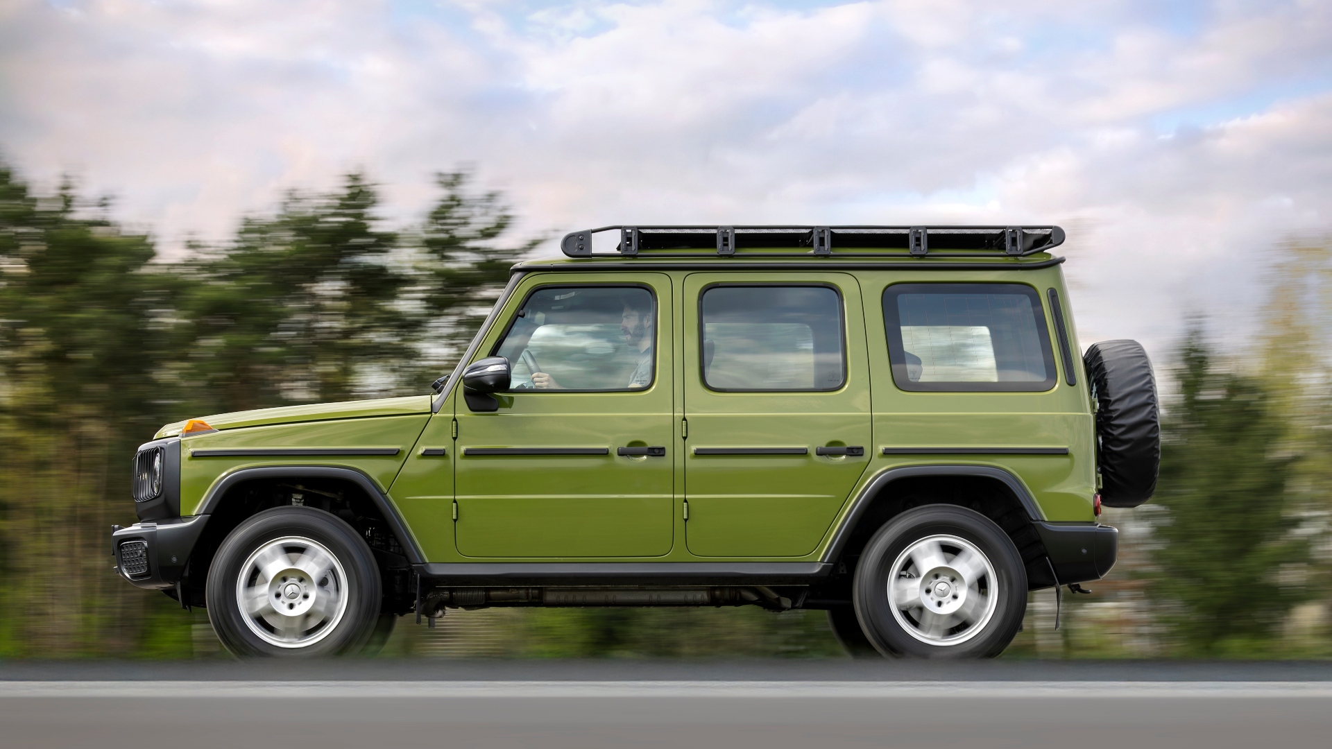 mercedes-classe-g-stronger-than-the-80s-limited-edition-4 mercedes-classe-g-stronger-than-the-80s-limited-edition-4