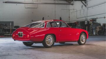 Alfa Romeo Giulietta SZ: Coda Tronca e 200 orari Alfa Romeo Giulietta SZ: Coda Tronca e 200 orari