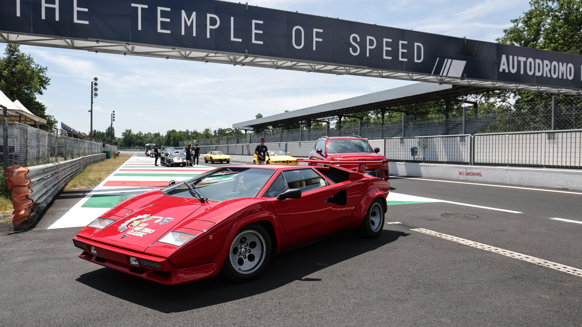Lamborghini-Countach-Asi-biocarburanti-test-drive-2025-27