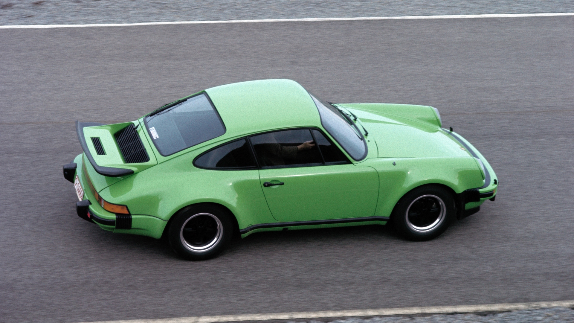 Porsche-911-Turbo-930-1975-1989-1