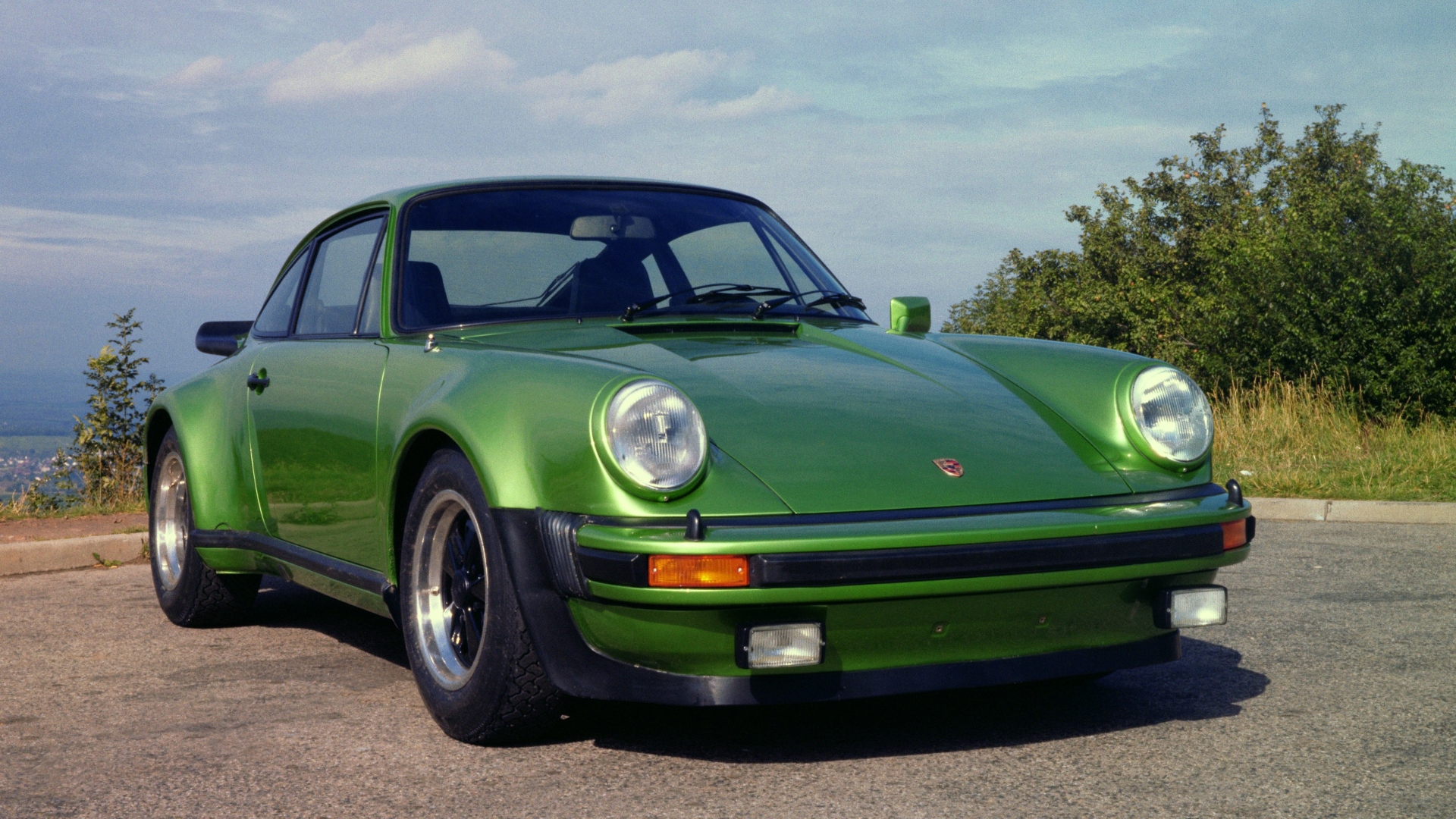 Porsche-911-Turbo-930-1975-1989-7