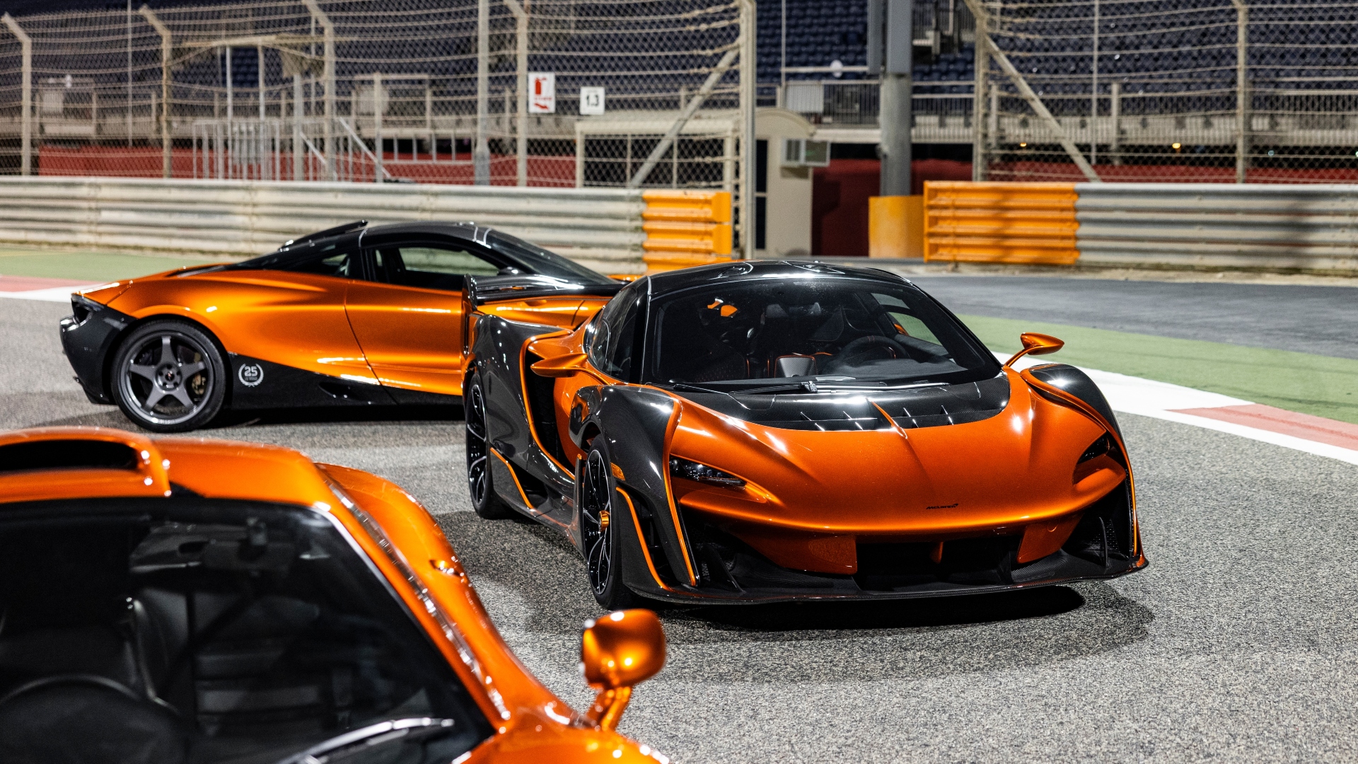 collezione-mclaren-Manosur-Ojjeh-THJ-Bahrain-Track-Images_-23 collezione-mclaren-Manosur-Ojjeh-THJ-Bahrain-Track-Images_-23