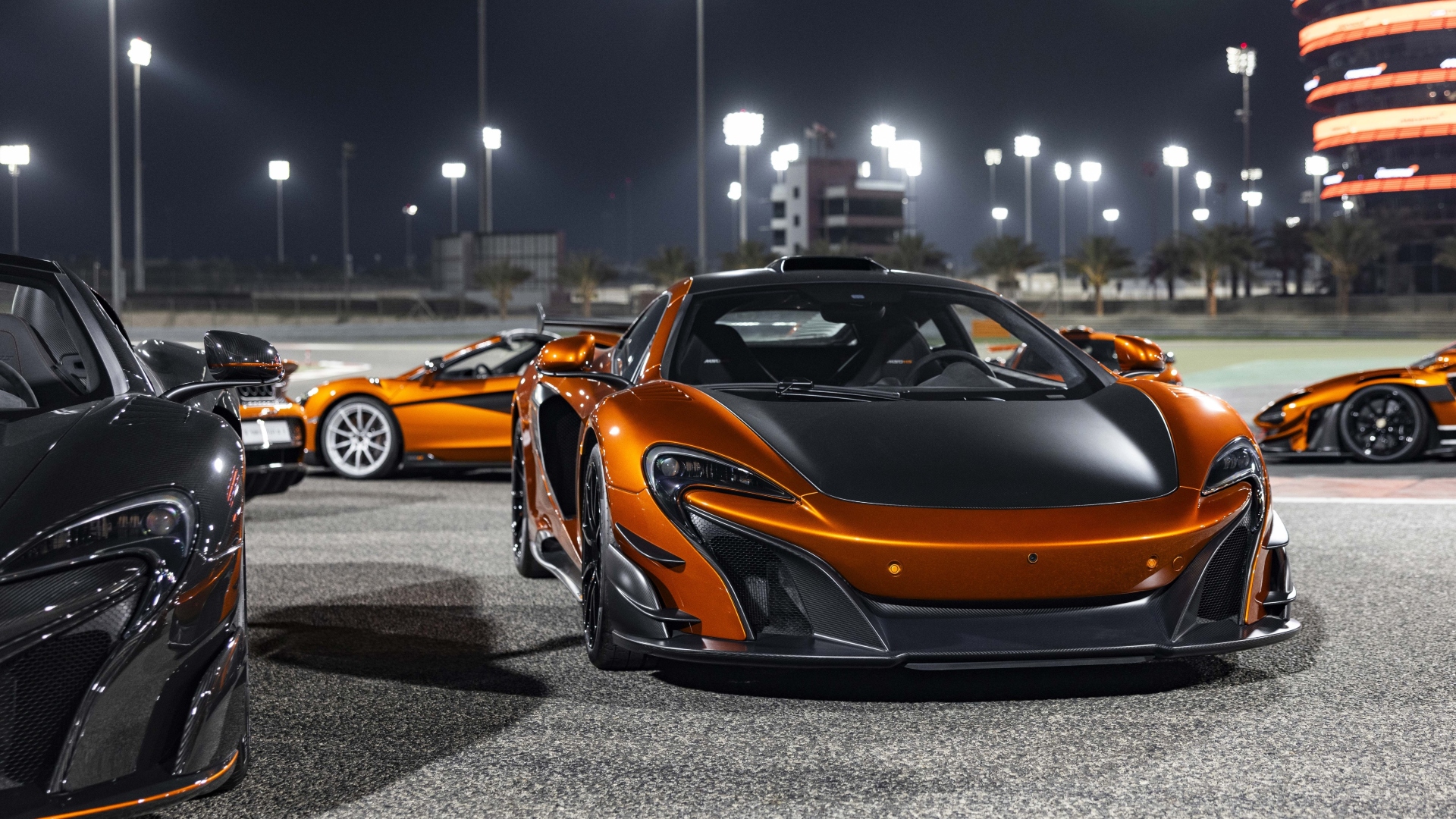 collezione-mclaren-Manosur-Ojjeh-THJ-Bahrain-Track-Images_-3-scaled collezione-mclaren-Manosur-Ojjeh-THJ-Bahrain-Track-Images_-3-scaled