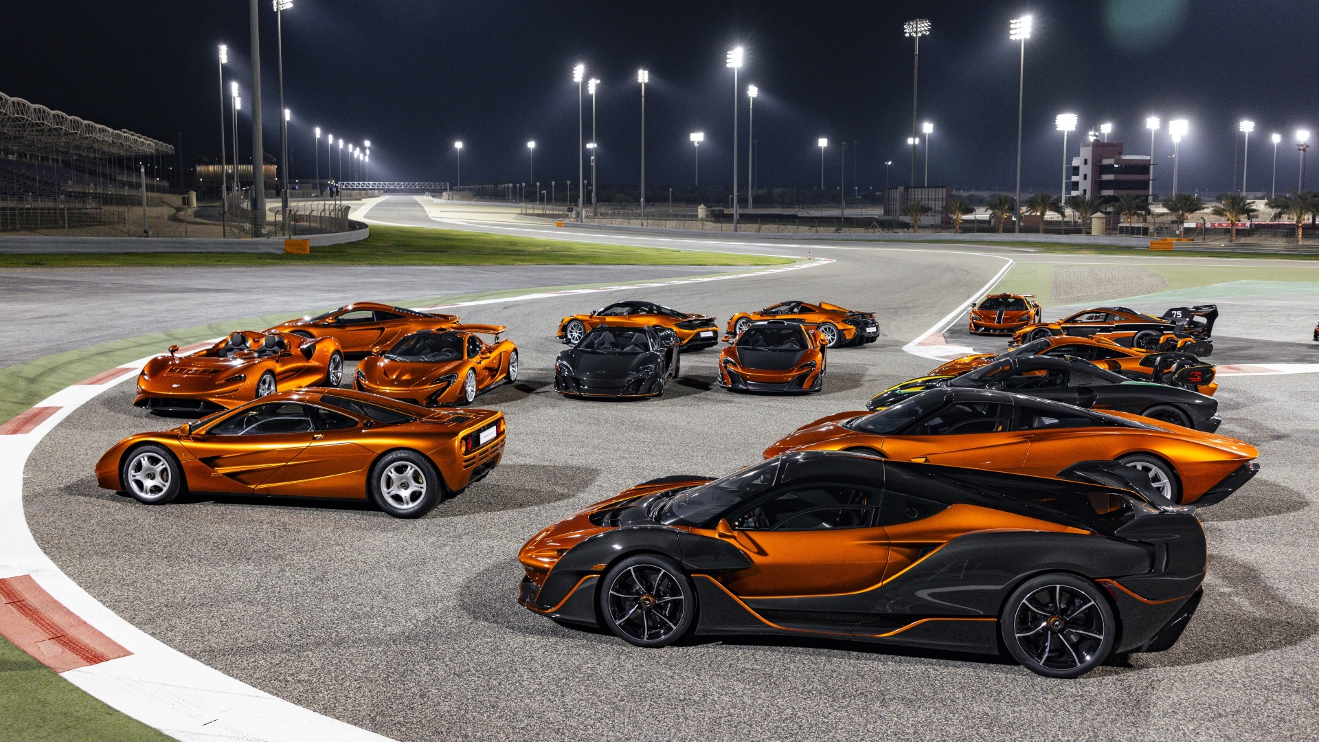 collezione-mclaren-Manosur-Ojjeh-THJ-Bahrain-Track-Images_-72-scaled collezione-mclaren-Manosur-Ojjeh-THJ-Bahrain-Track-Images_-72-scaled