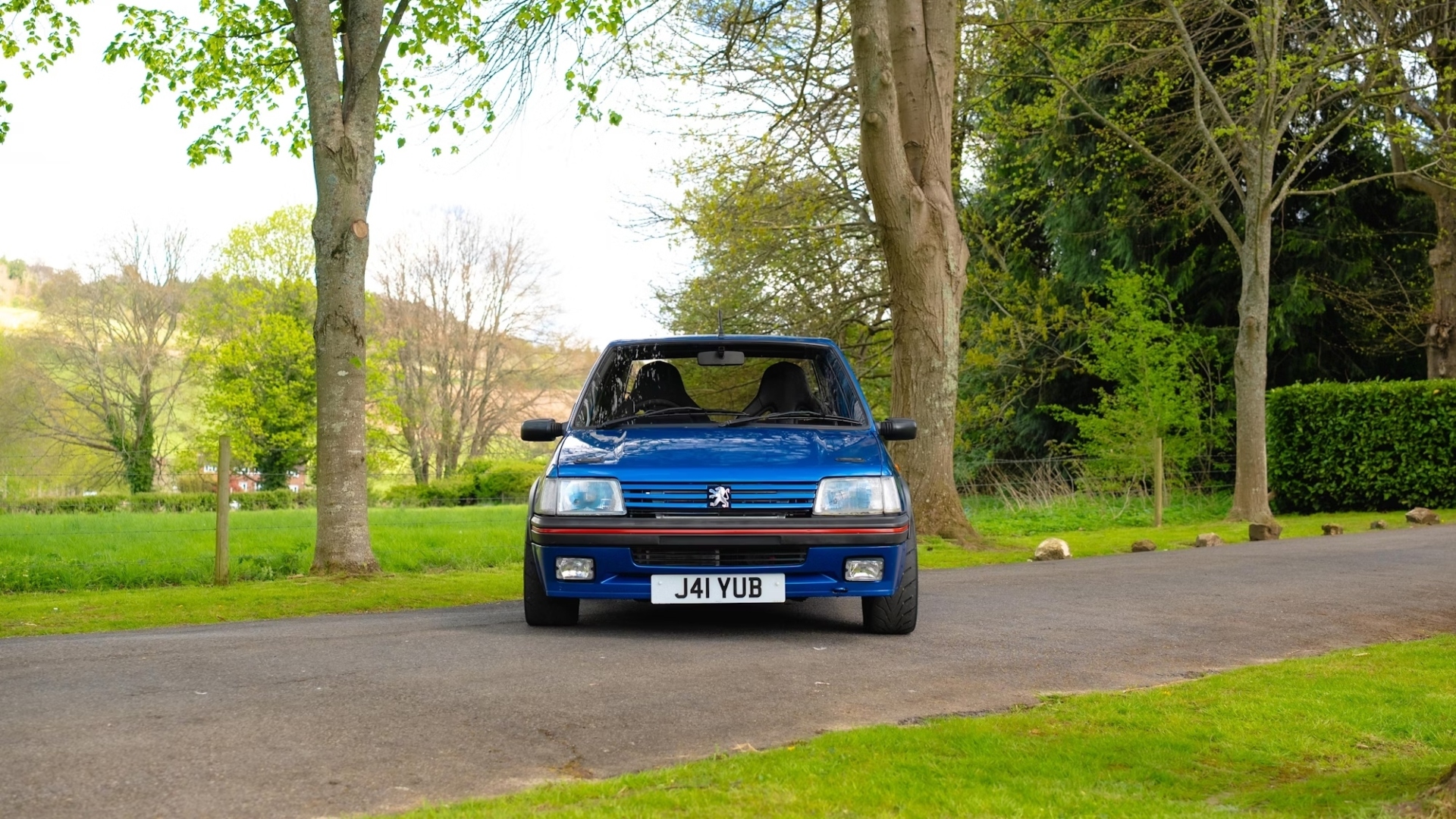 peugeot-205-gti-turbo-collecting-cars-1