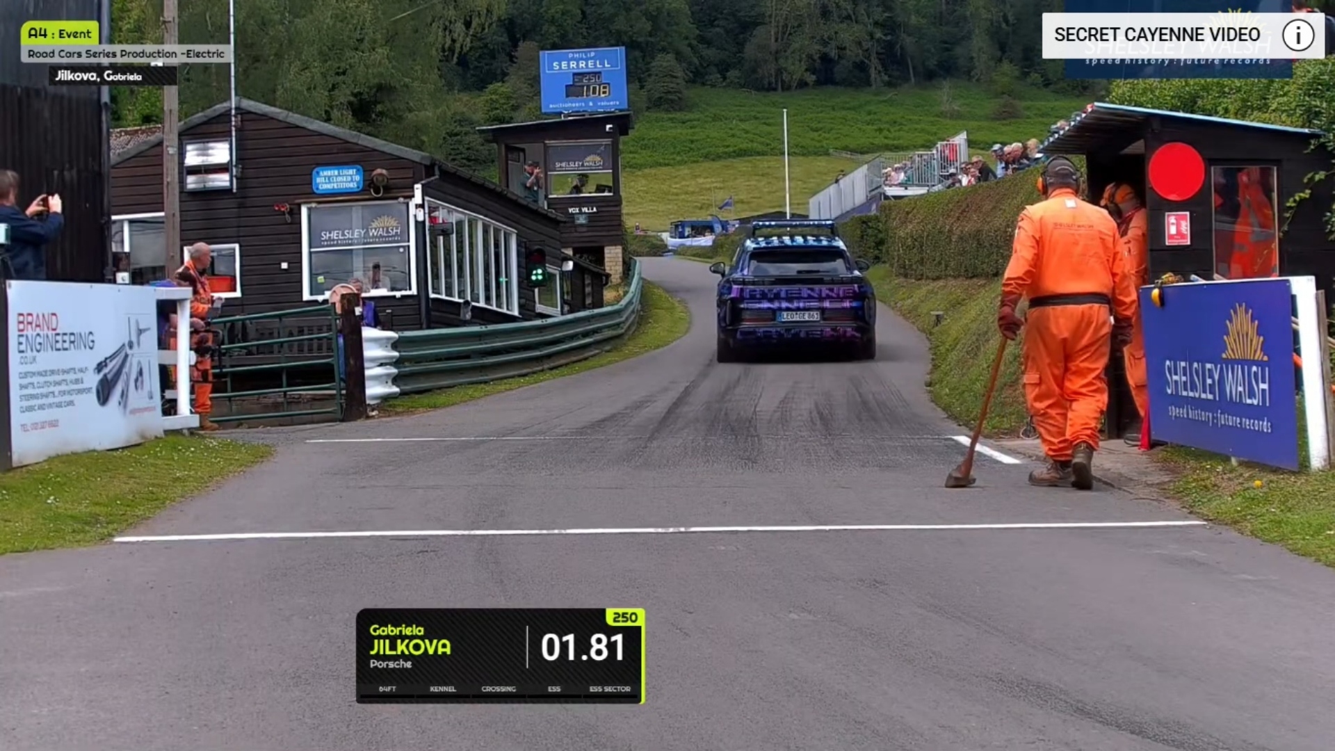 porsche-cayenne-ev-2026-hillclimb-3