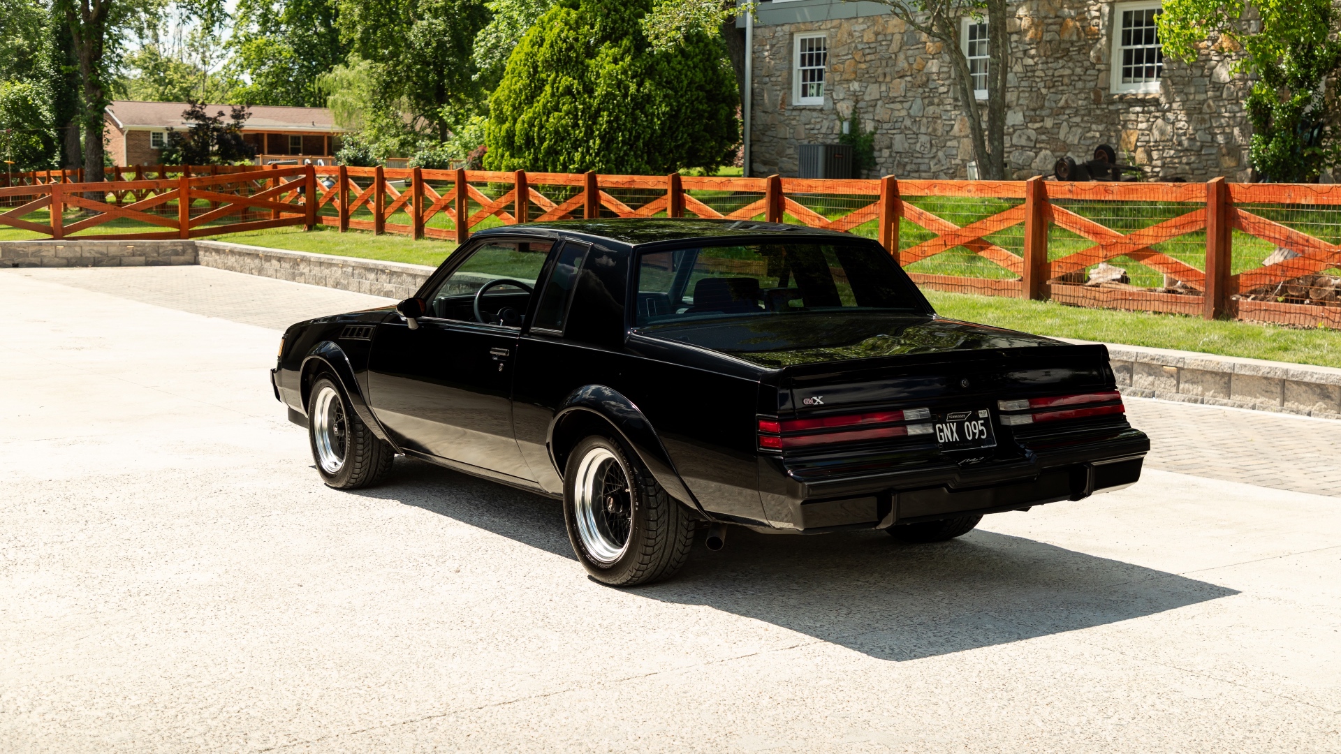 1987-Buick-GNX_1348641