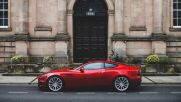 Aston-Martin-Vanquish-Jan-Callum-shooting-brake-2025-restomod-2