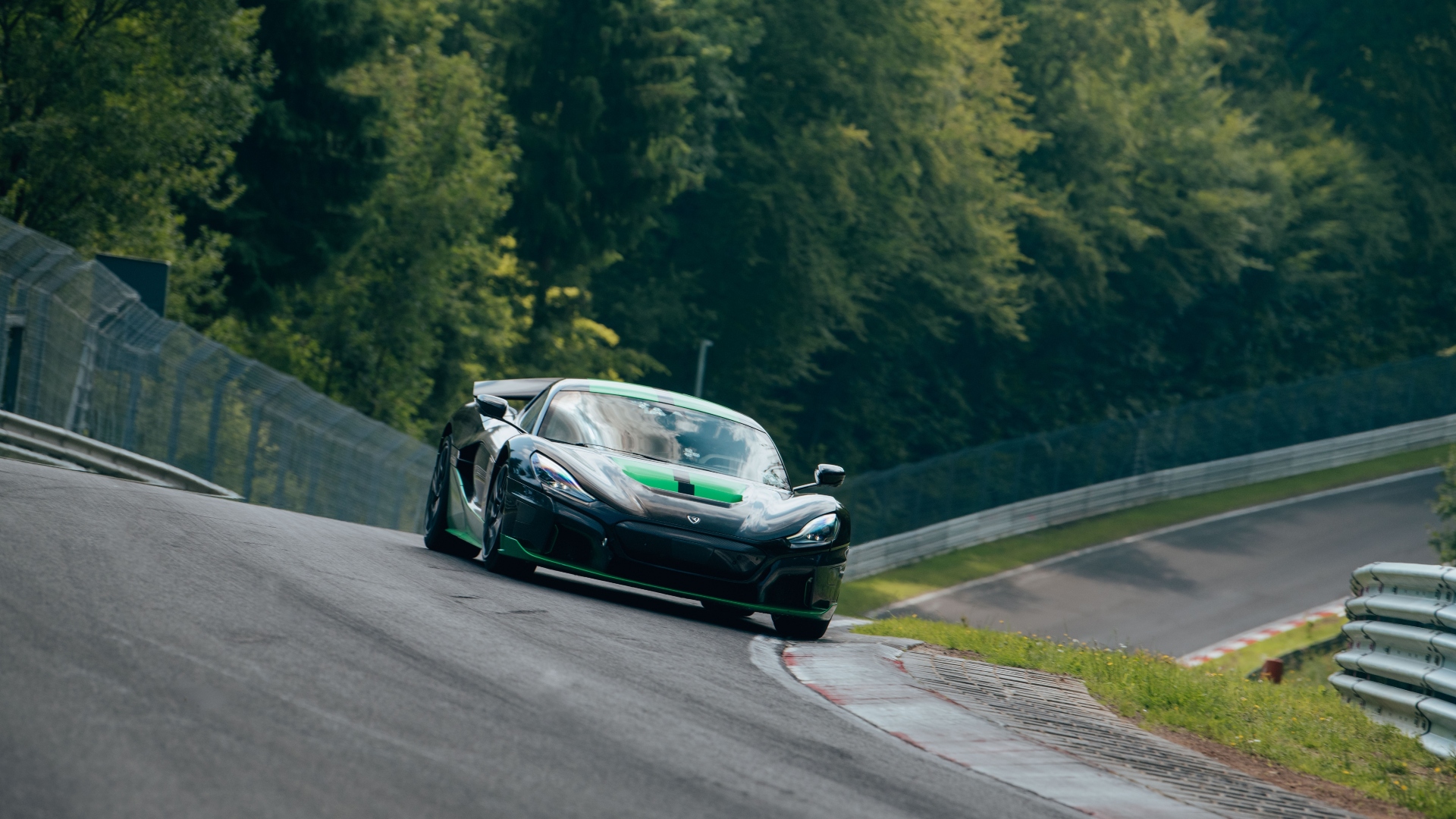 Supercar elettriche: c’è qualcuno che le vuole?
